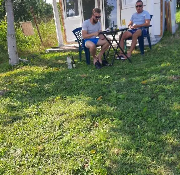 ペンション Cazare La Española