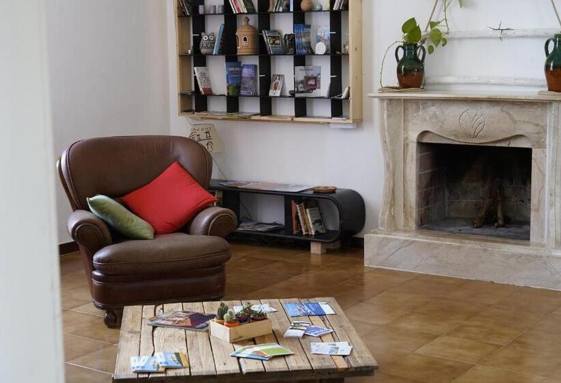 Пансион House Sud Est