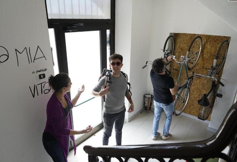 Пансион House Sud Est