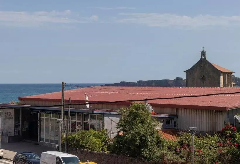 Plazuela Sta Catalina Ii En Mundaka Con Parking By Kabia Gestión