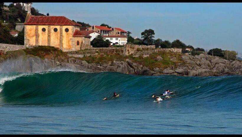 Plazuela Sta Catalina Ii En Mundaka Con Parking By Kabia Gestión