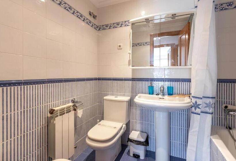 Plazuela Sta Catalina Ii En Mundaka Con Parking By Kabia Gestión