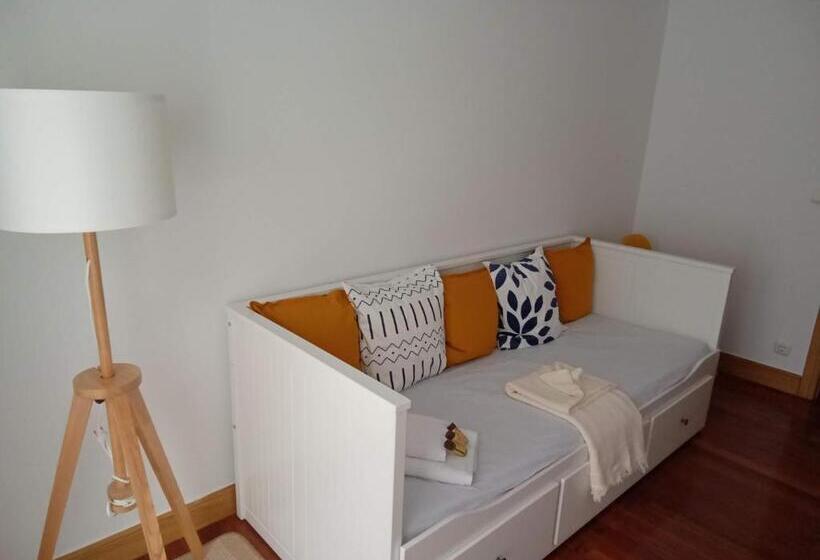 Plazuela Sta Catalina Ii En Mundaka Con Parking By Kabia Gestión