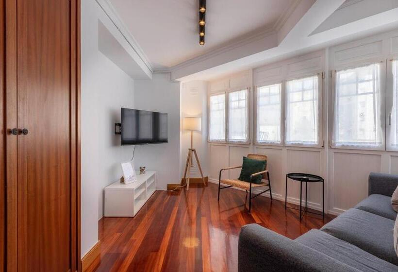 Plazuela Sta Catalina Ii En Mundaka Con Parking By Kabia Gestión