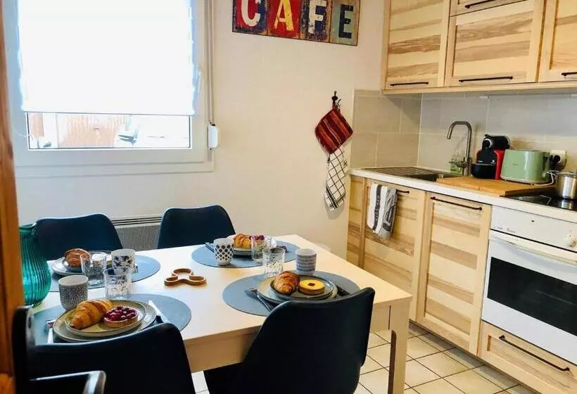 Au Chalet Des Oiseaux Migrateurs