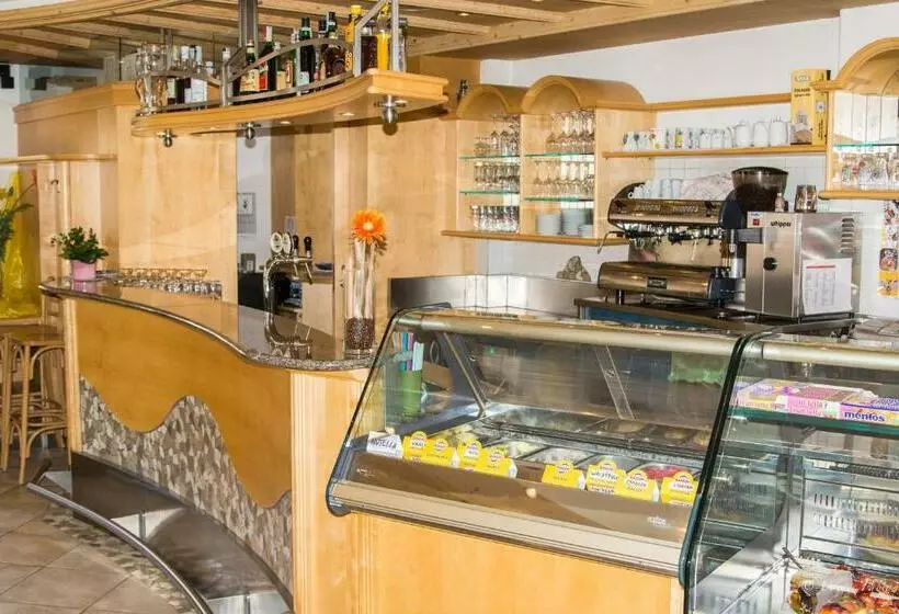 ベッドアンドブレックファースト Gasthof Paul