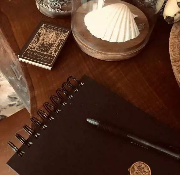 ベッドアンドブレックファースト The Stone Boat Guesthouse For Pilgrims