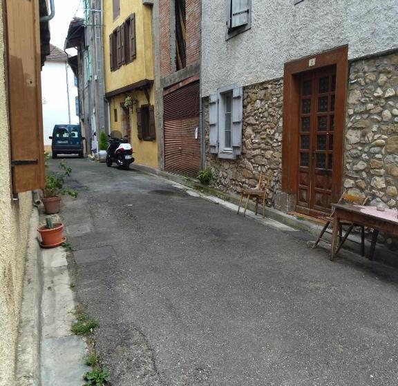 Chaleureuse Maison Avec Jacuzzi