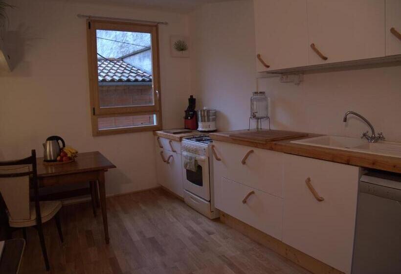 Chaleureuse Maison Avec Jacuzzi