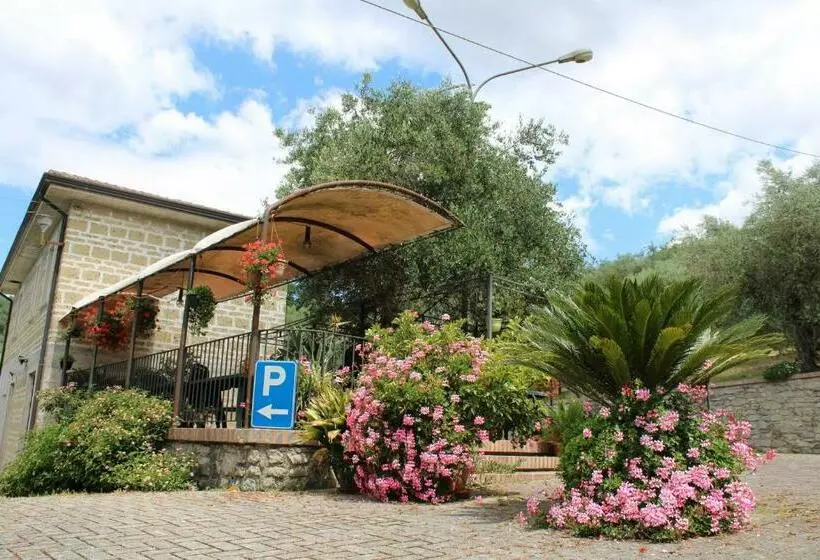 ホテル Casale Degli Ulivi