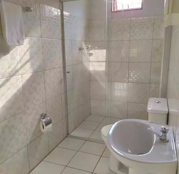 ペンション Chalés E Camping Bela Vista