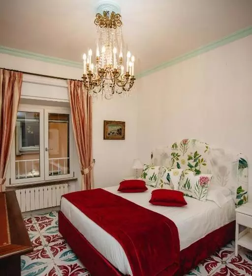 پانسیون Delfini Trevi House