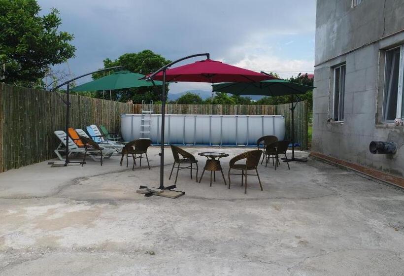 پانسیون Nani S Sweet Home