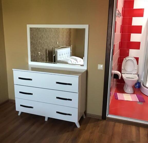 پانسیون Nani S Sweet Home