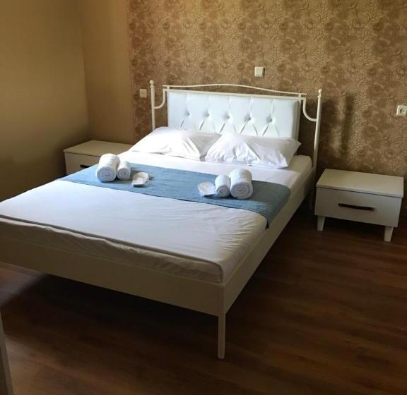 پانسیون Nani S Sweet Home