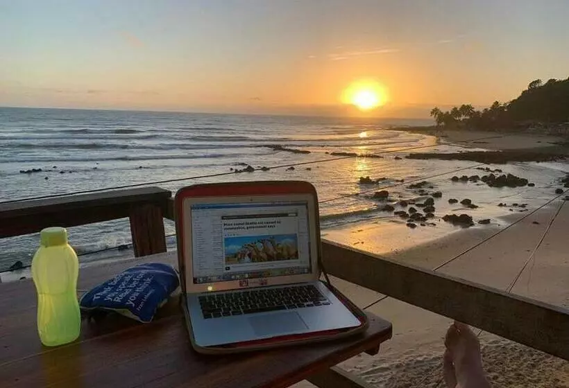 Majatalo Pé Na Areia