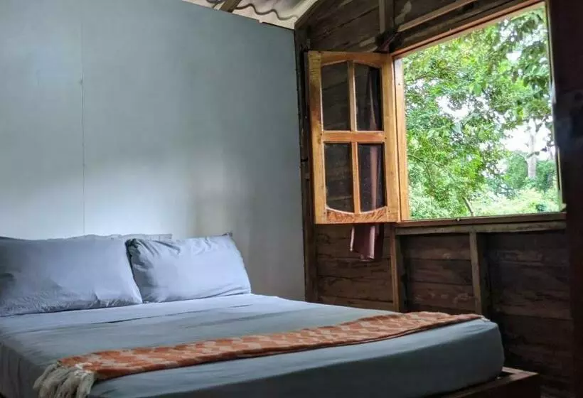 Majatalo Wood Cabin   Cabana Maderas