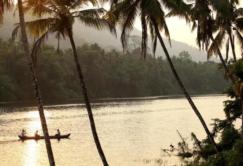 אתר נופש Windermere River House