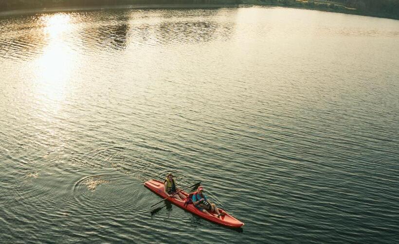 אתר נופש Windermere River House