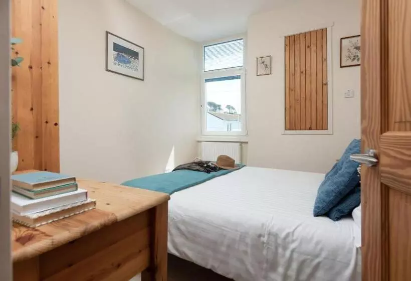 Cormorant Views, Marazion