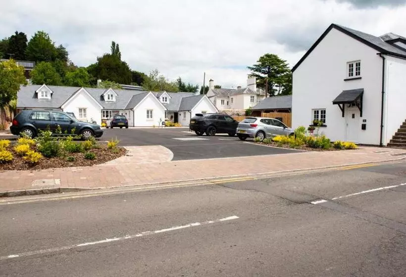 Earls Cottage