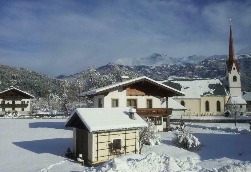 בית מלון כפרי Ferienwohnungen Monika Unterluggauer