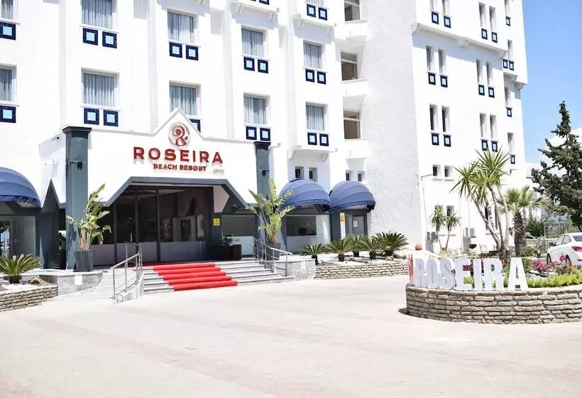 Hotelli Roseira Beach Resort