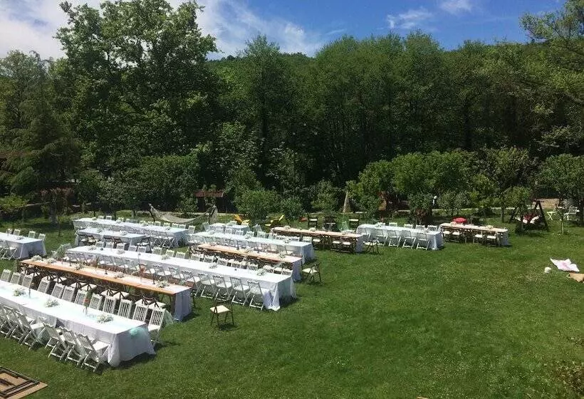 Hotelli Sarikonaklar Garden Village