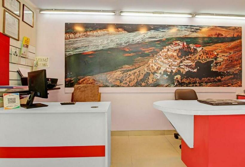 ホテル Treebo Greenland, Mall Road