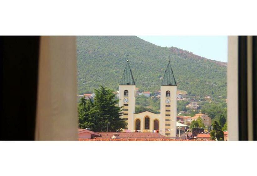 בית מלון כפרי Villa Grace