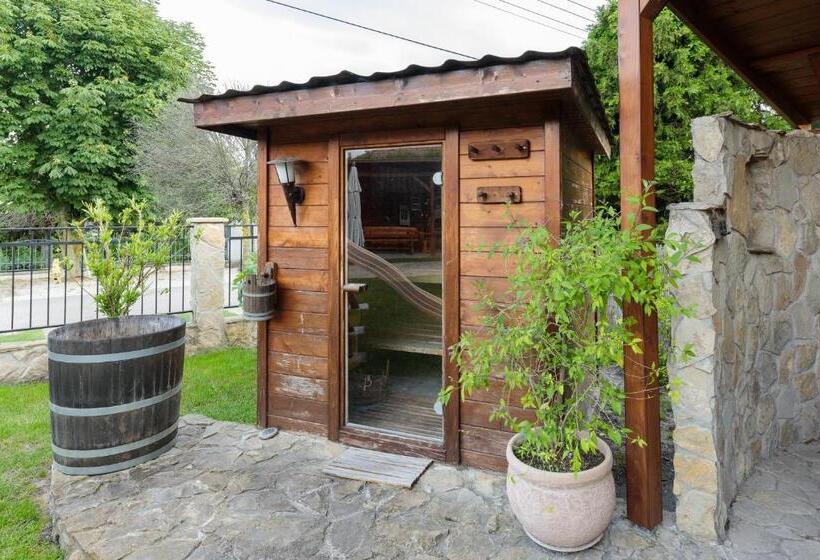 膳宿费 Adél Vendégház