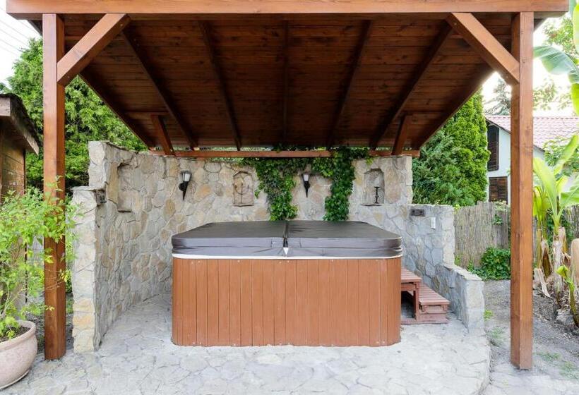 膳宿费 Adél Vendégház