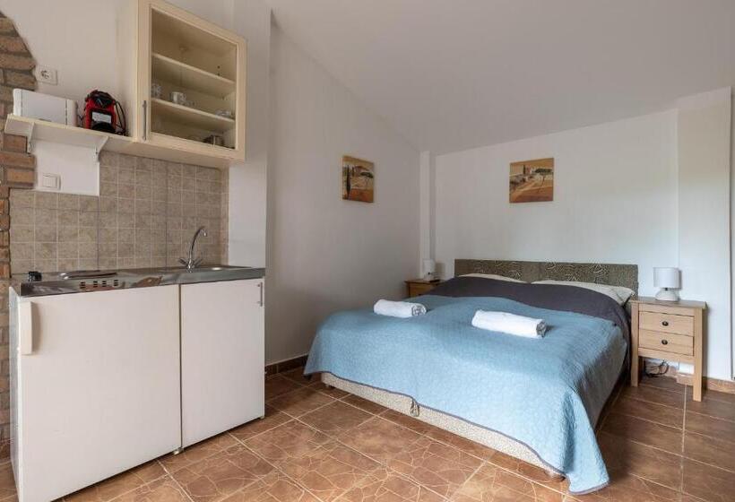 膳宿费 Adél Vendégház