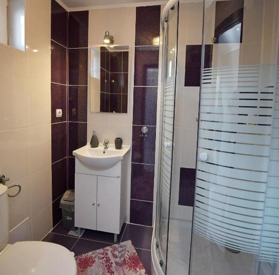 پانسیون Casa Alexia