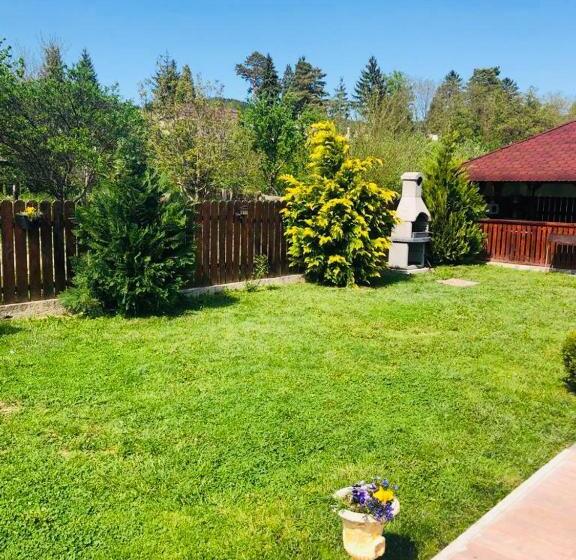 پانسیون Casa Alexia