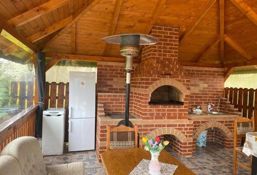 پانسیون Casa Alexia