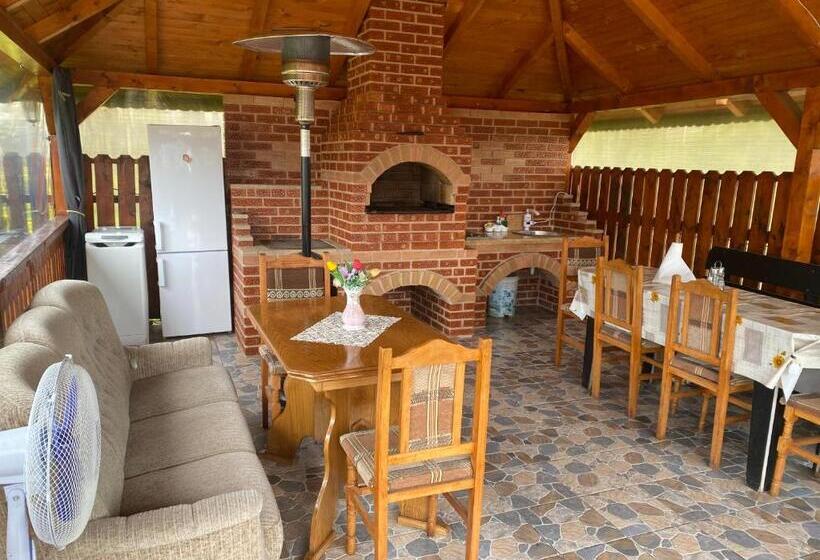 پانسیون Casa Alexia