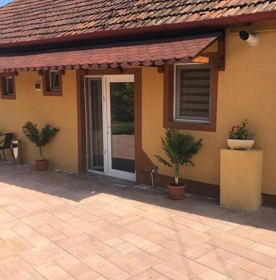 پانسیون Casa Alexia