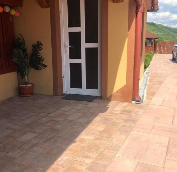 پانسیون Casa Alexia