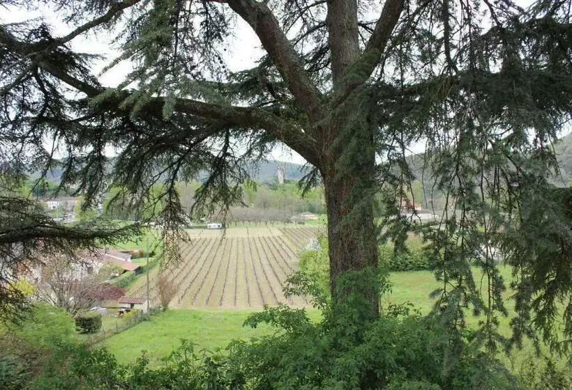 Majatalo Castel Rouge