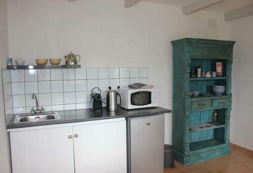 膳宿费 Castel Rouge