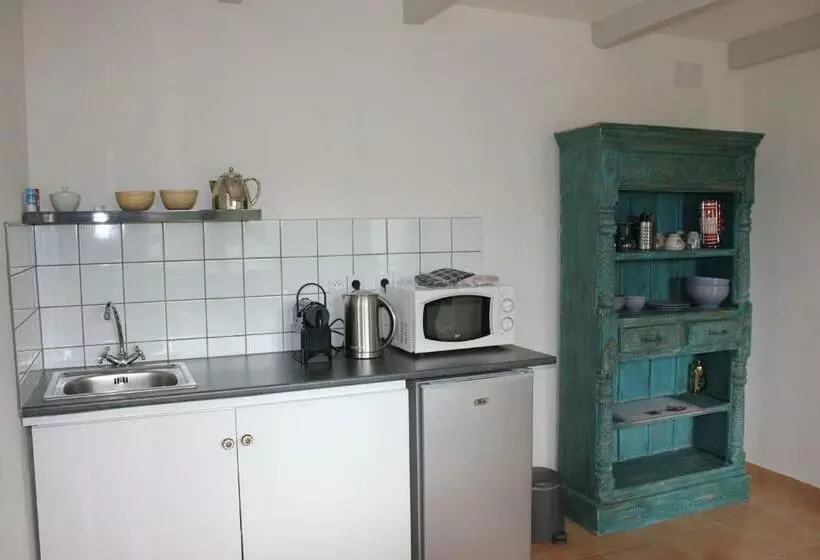 Majatalo Castel Rouge