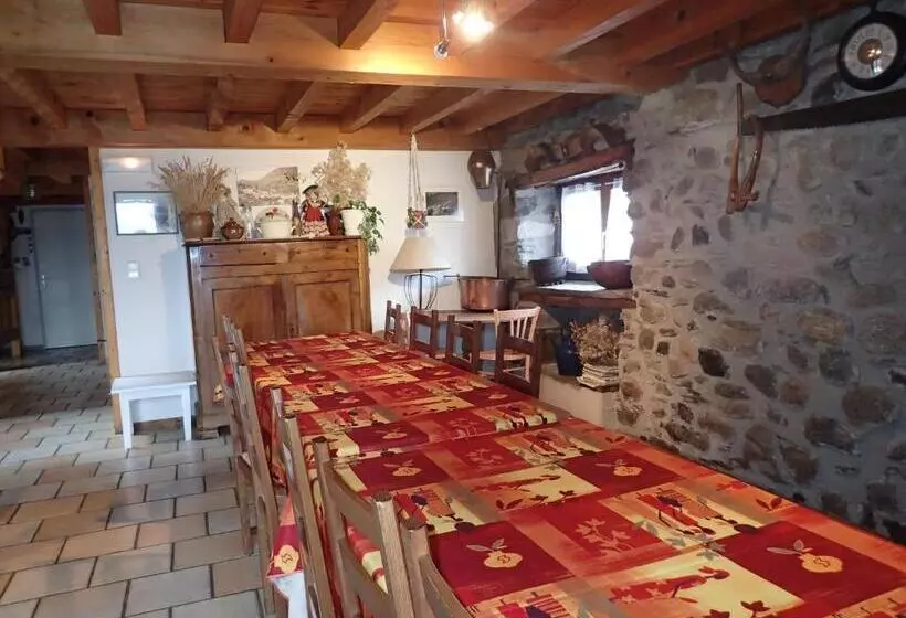 Majatalo Gîte Soum De L Ase