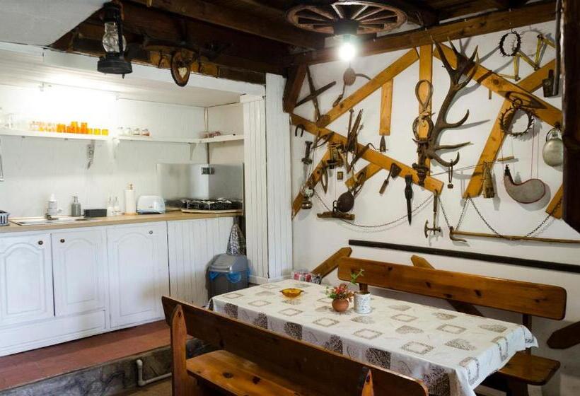 بنسيون Guest House Mikra