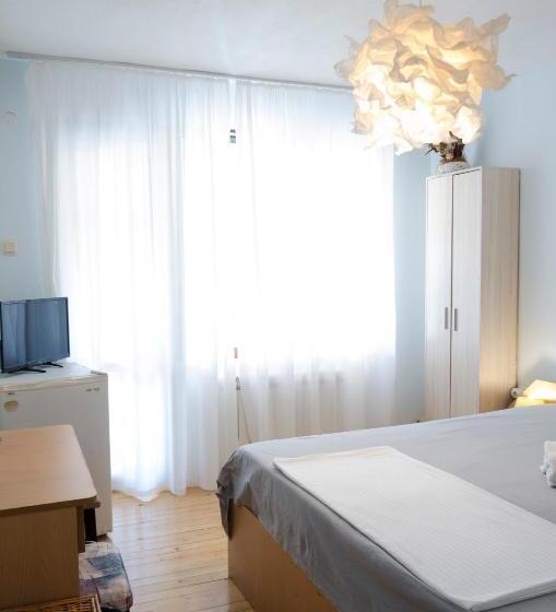 بنسيون Guest House Mikra