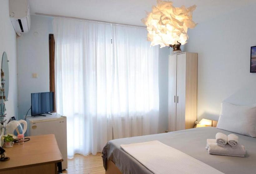 بنسيون Guest House Mikra