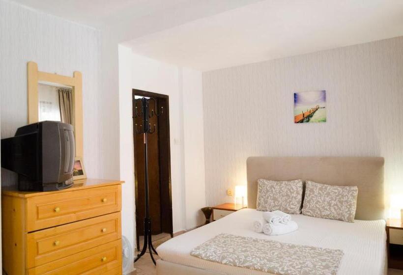 بنسيون Guest House Mikra