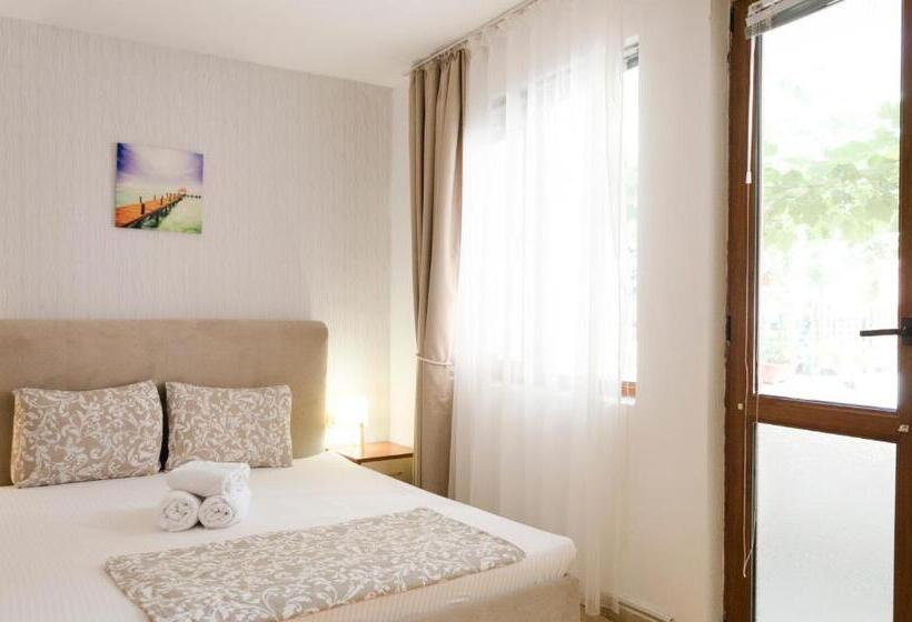 بنسيون Guest House Mikra