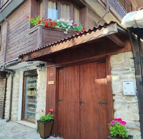پانسیون Guest Rooms Melsambria