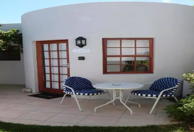 Majatalo Hannah S Haven